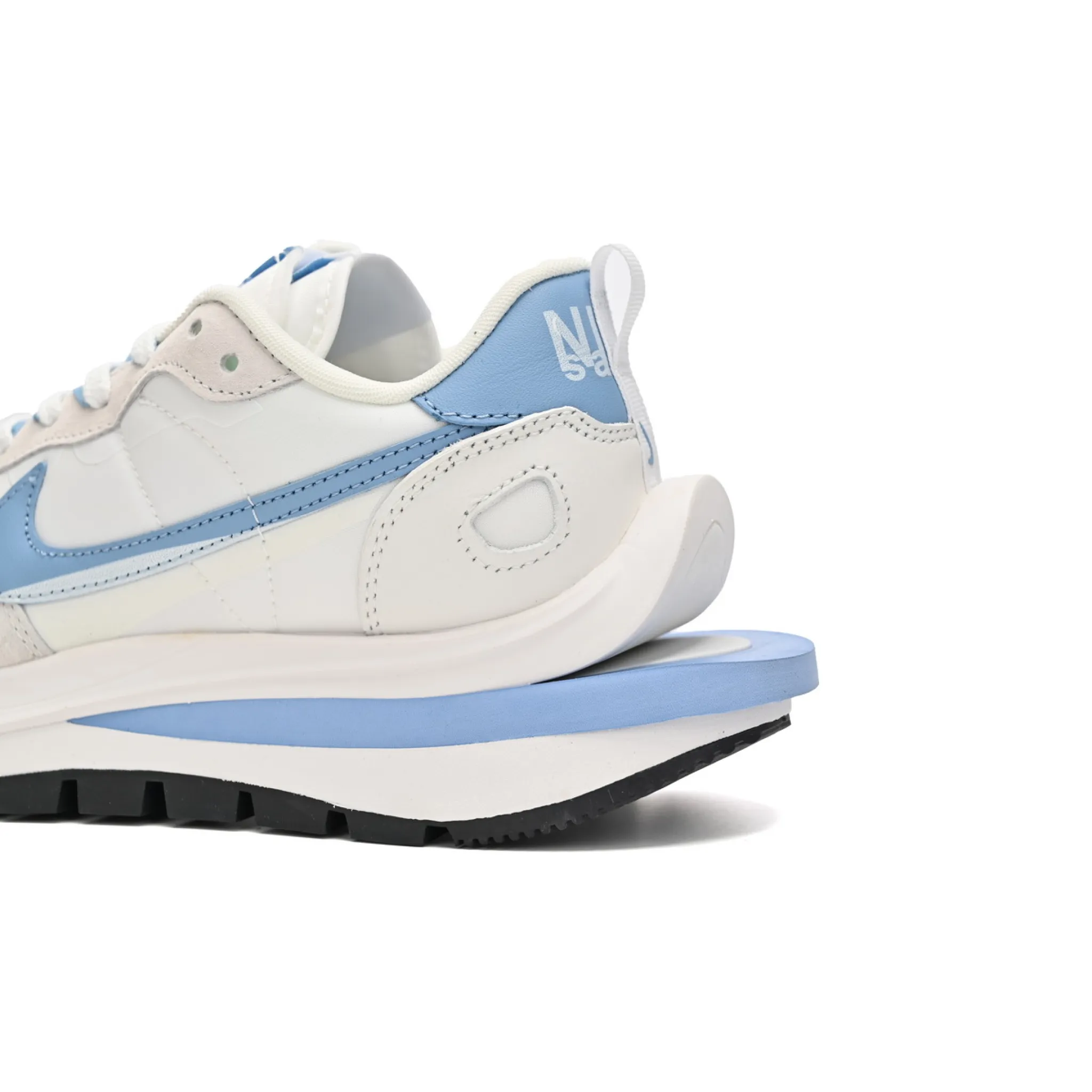 sacai x nike vaporwaffle (copy)
