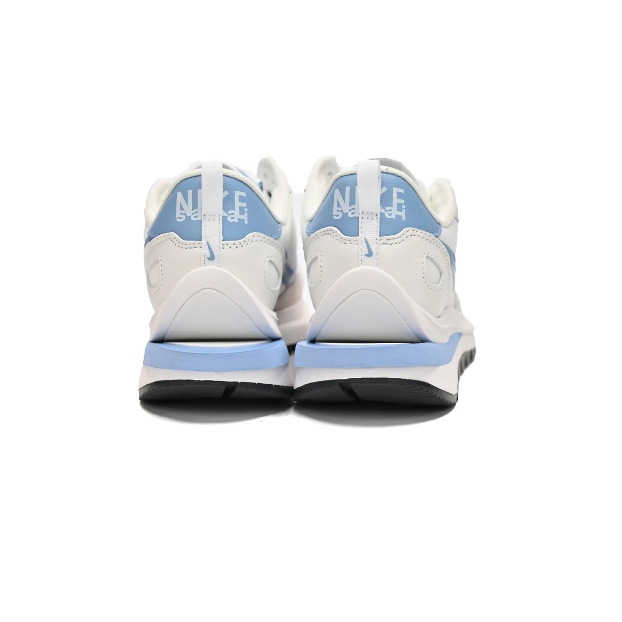 sacai x nike vaporwaffle (copy)