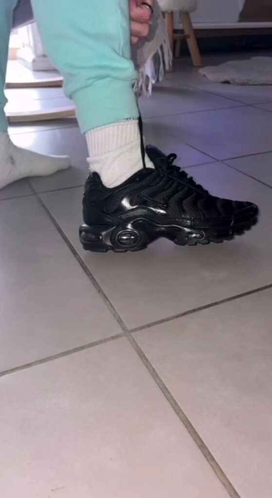 Image #1 from Pardon Chiyoka