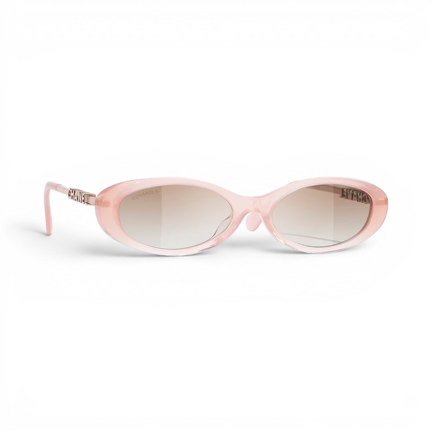 0CH5565__183013__BRAND__shad__qt.png Retro Oval Sunglasses - Image 1